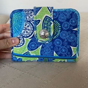 Vera Bradley Doodle Daisy Snap Wallet